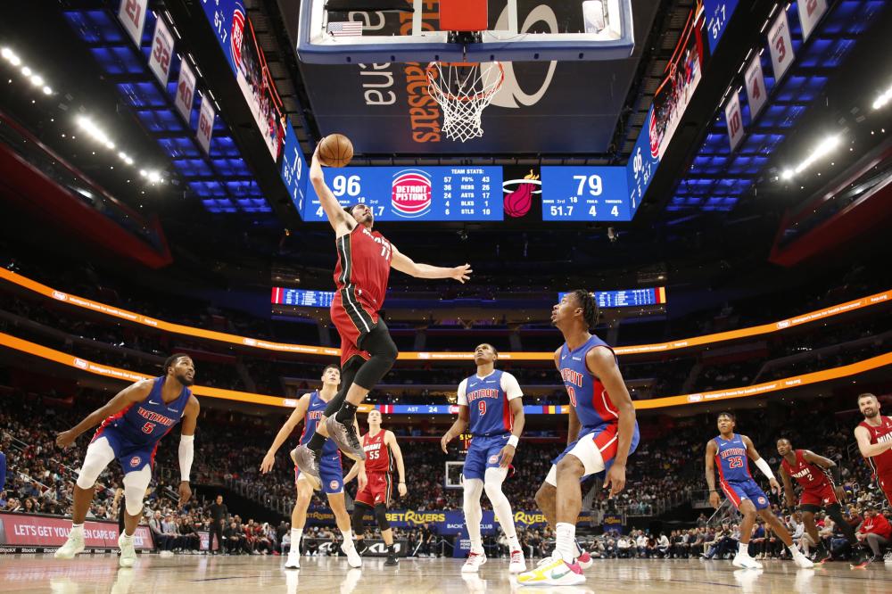 轻前锋阿萨 轻前锋阿萨