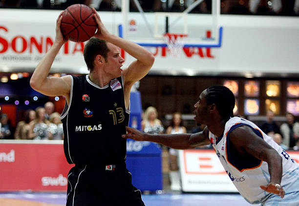 频频上演令 频频上演令